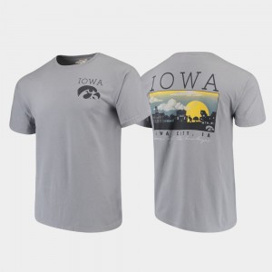 Iowa Hawkeyes T-Shirt Comfort Colors Campus Scenery Men Gray