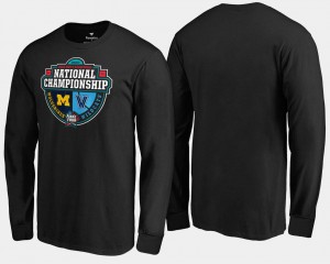 Michigan Wolverines T-Shirt 2018 Basketball National Championship Black For Men vs. Villanova Wildcats Crossover Matchup Long Sleeve
