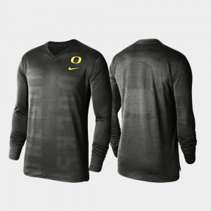 Oregon Ducks T-Shirt Men's Charcoal Football Sideline Fuse 360 Player Long Sleeve
