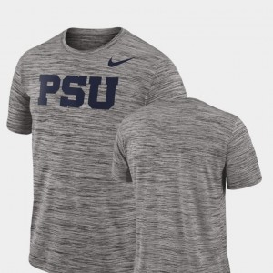 Penn State Nittany Lions T-Shirt 2018 Player Travel Legend Mens Performance Charcoal